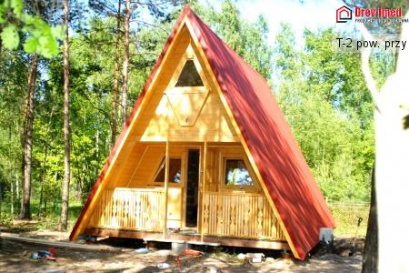 Dom drewniany T-2 pow. przy podstawie 34,32+ taras 5,72 m2 